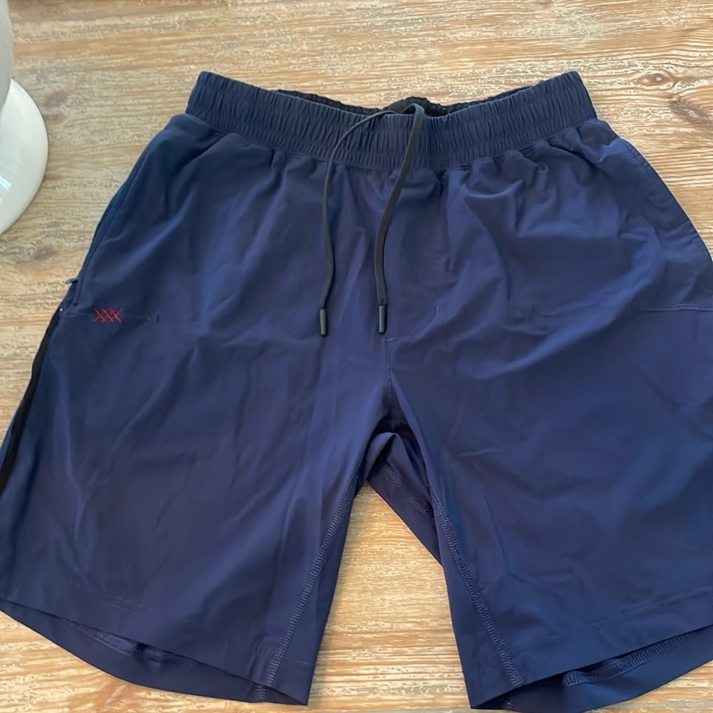 Rhône shorts medium